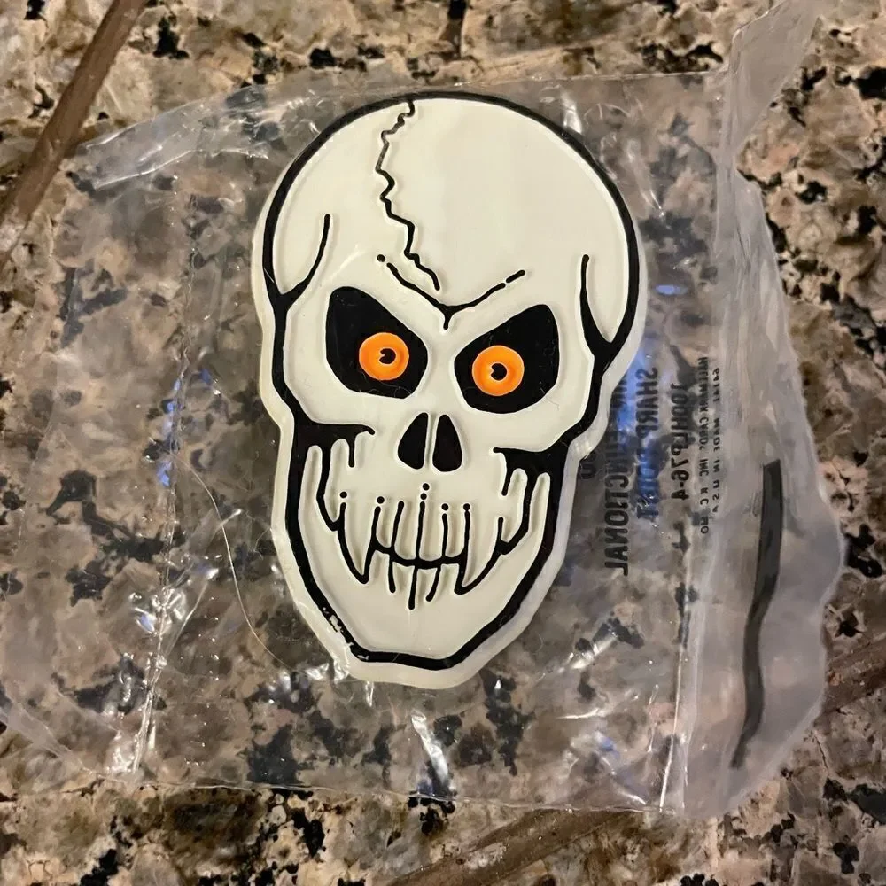 Vintage Hallmark Skeleton Pin - Picture 3 of 9